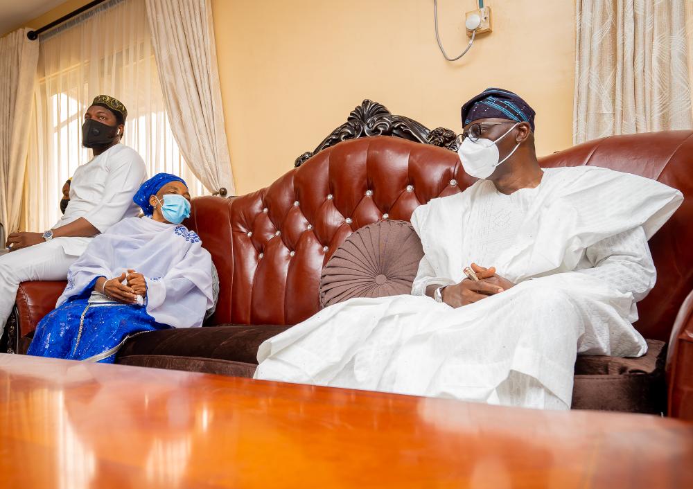 this-day-in-pictures-gov-sanwo-olu-members-of-the-state-executive