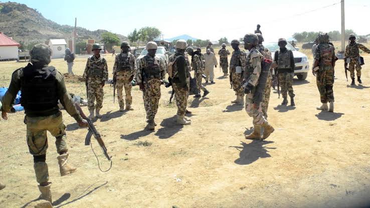 Chadian political crisis: FG beefs up security at borders