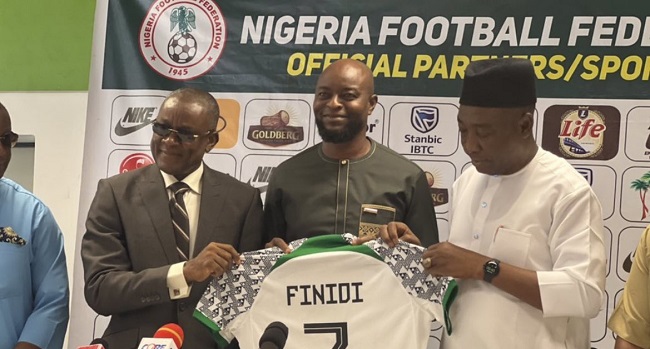 Breaking Nff Unveils Finidi George As New Super Eagles Coach Per Second News 0804